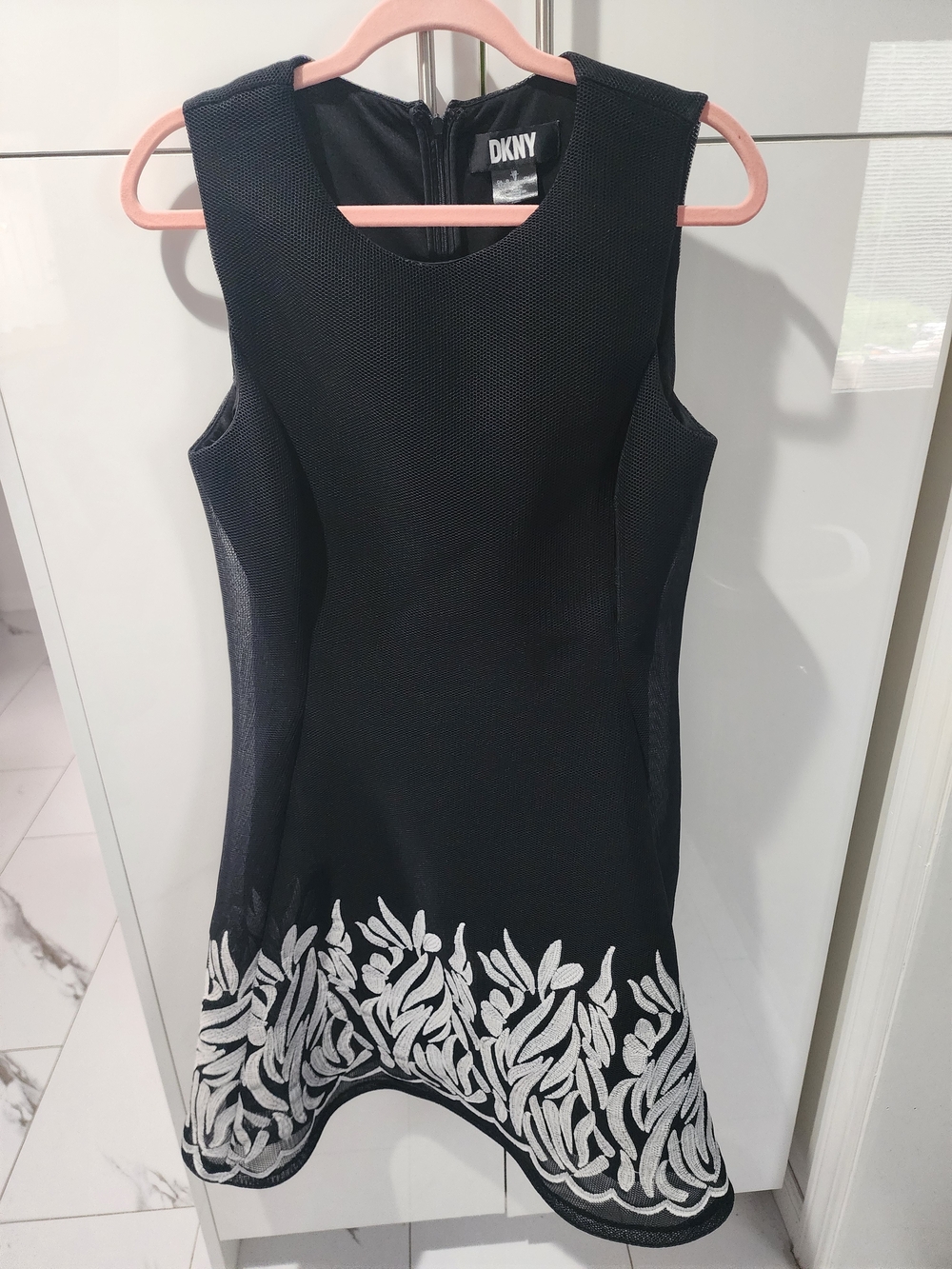DKNY Black Sleeveless Dress with White Embroidered Hem - Picture 2 of 4